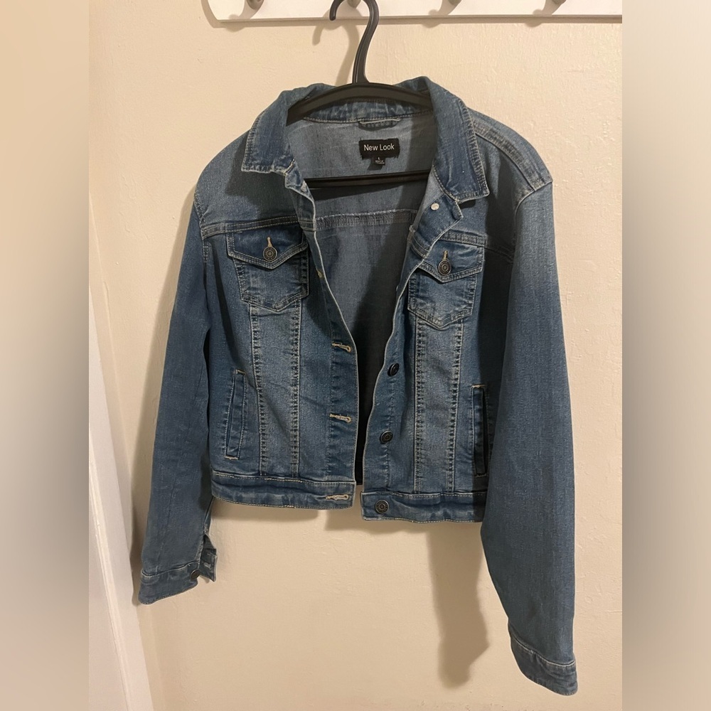 New look women’s jean jacket size L